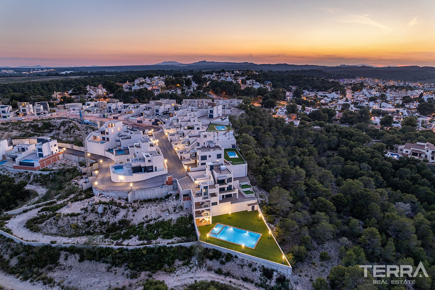 Apartments for Sale in San Miguel de Salinas, Costa Blanca, Spain - 120599
