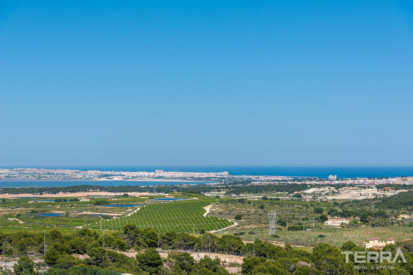 Apartments for Sale in San Miguel de Salinas, Costa Blanca, Spain - 120604