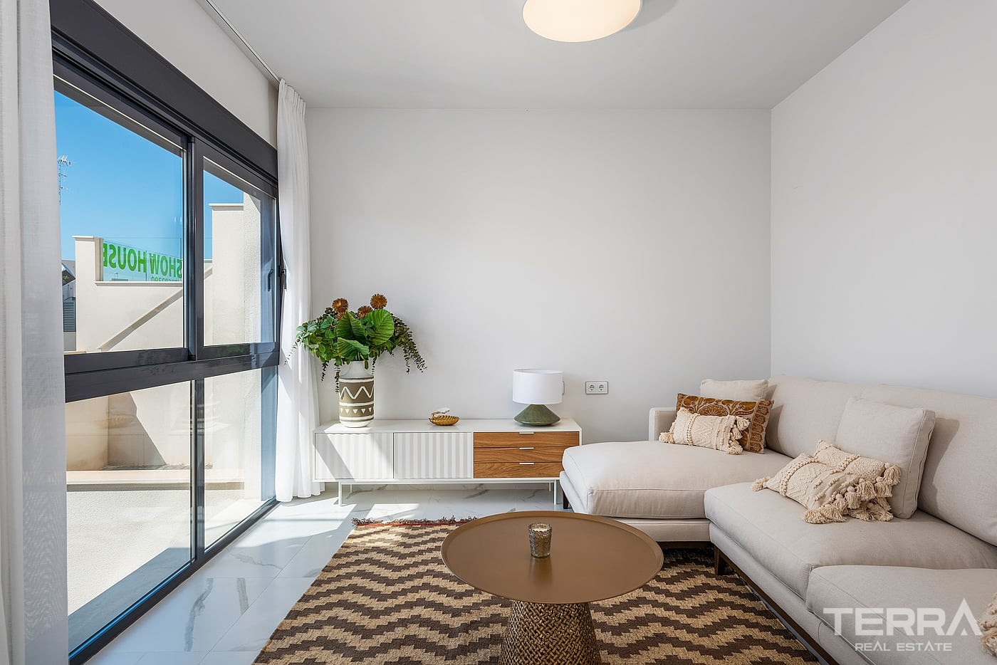 Apartments for Sale in San Miguel de Salinas, Costa Blanca, Spain - 120609