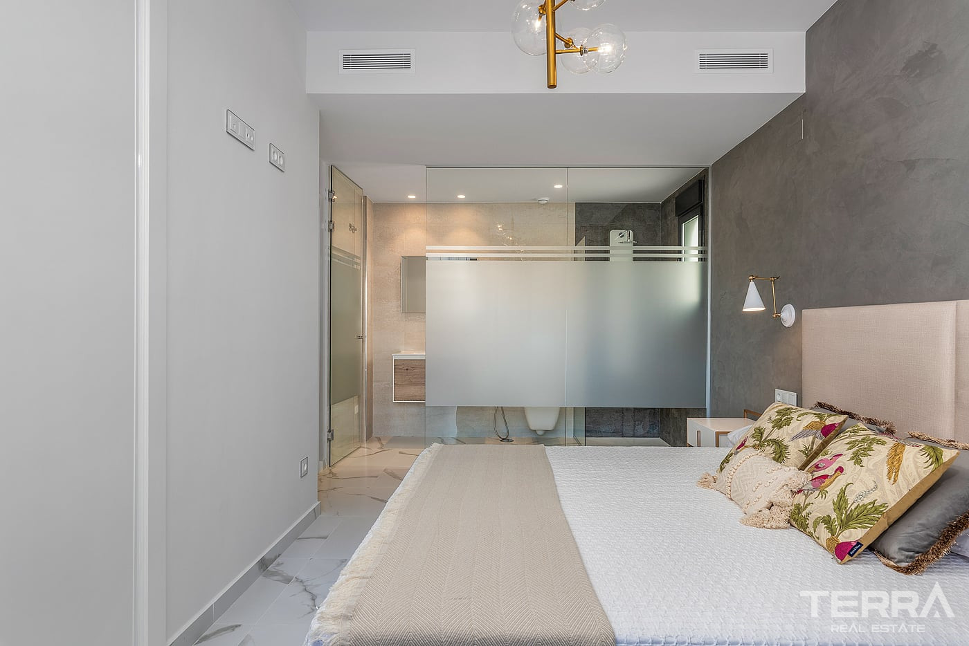Apartments for Sale in San Miguel de Salinas, Costa Blanca, Spain - 120620