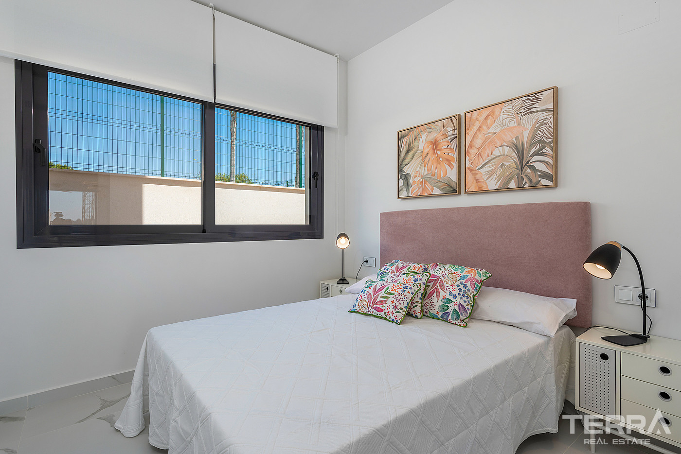 Apartments for Sale in San Miguel de Salinas, Costa Blanca, Spain - 120623