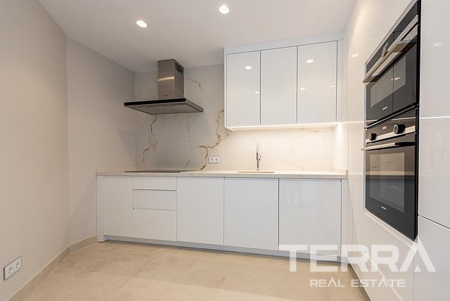 Beachfront Apartments for Sale in Benidorm, Costa Blanca, Spain - 122148