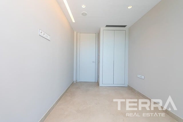 Beachfront Apartments for Sale in Benidorm, Costa Blanca, Spain - 122150