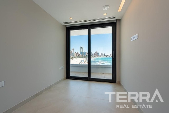 Beachfront Apartments for Sale in Benidorm, Costa Blanca, Spain - 122152