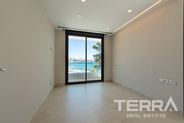 Beachfront Apartments for Sale in Benidorm, Costa Blanca, Spain - 122154