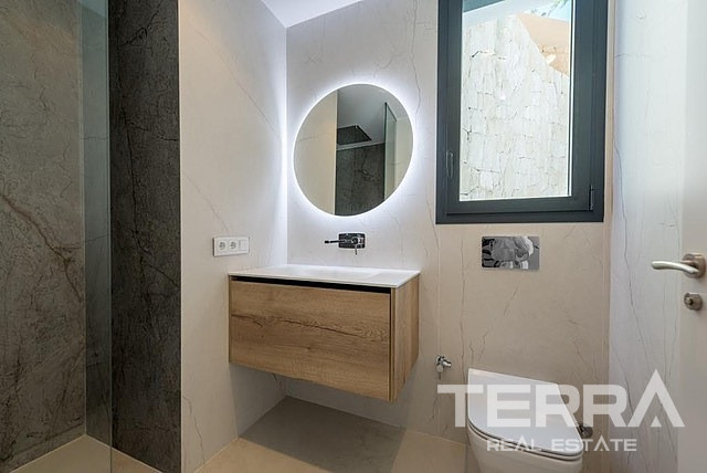 Beachfront Apartments for Sale in Benidorm, Costa Blanca, Spain - 122156