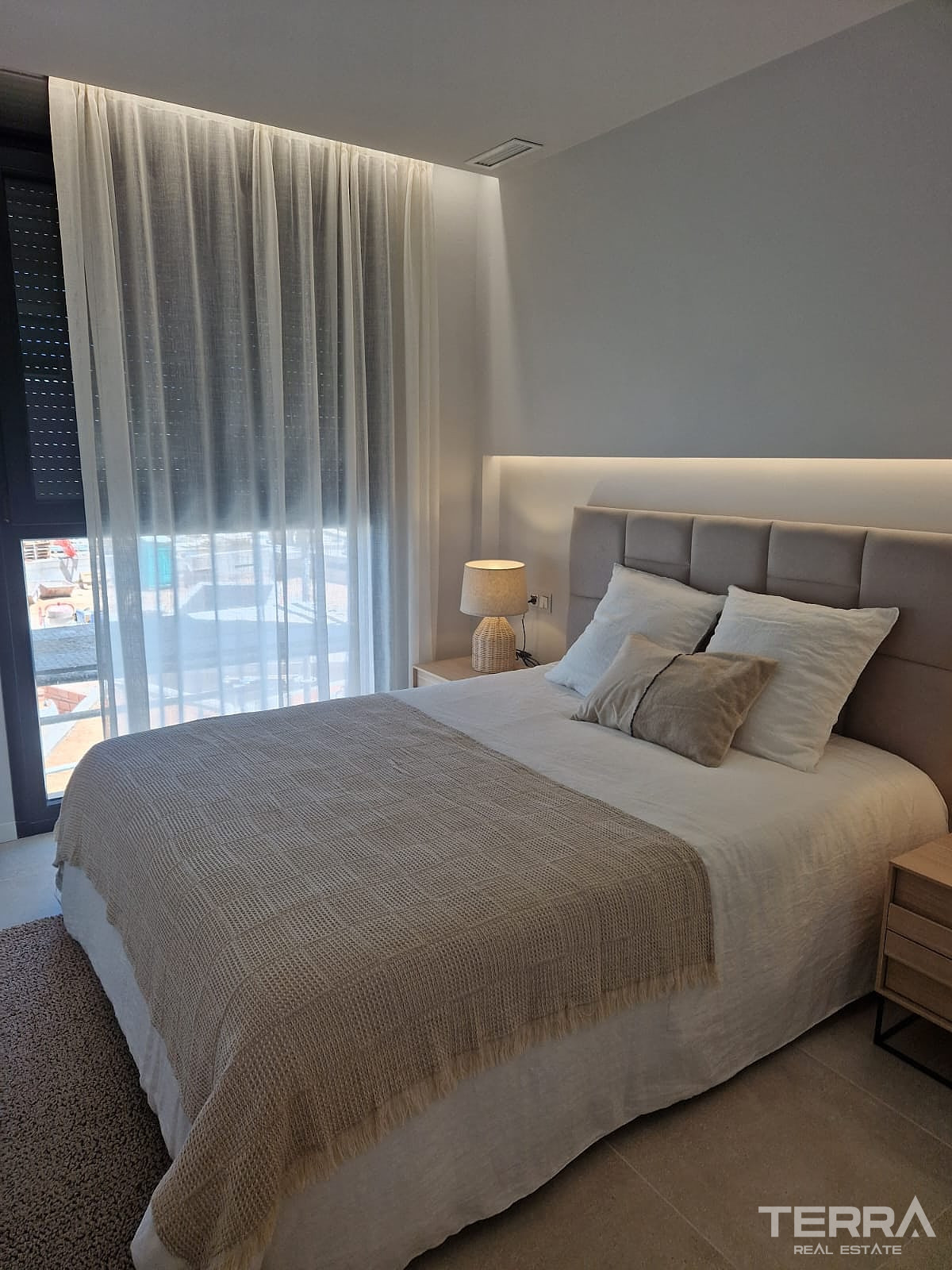 Beachfront Apartments for Sale in Dénia, Costa Blanca, Spain - 122175