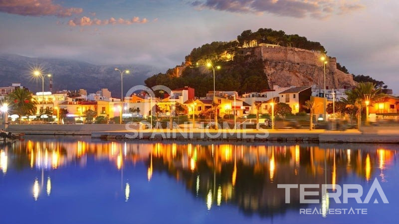 Beachfront Apartments for Sale in Dénia, Costa Blanca, Spain - 122181