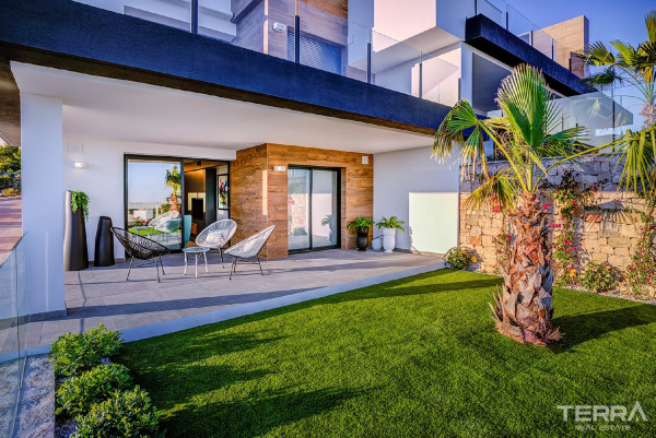 Sea View Apartments for Sale in Benitachell, Costa Blanca, Spain