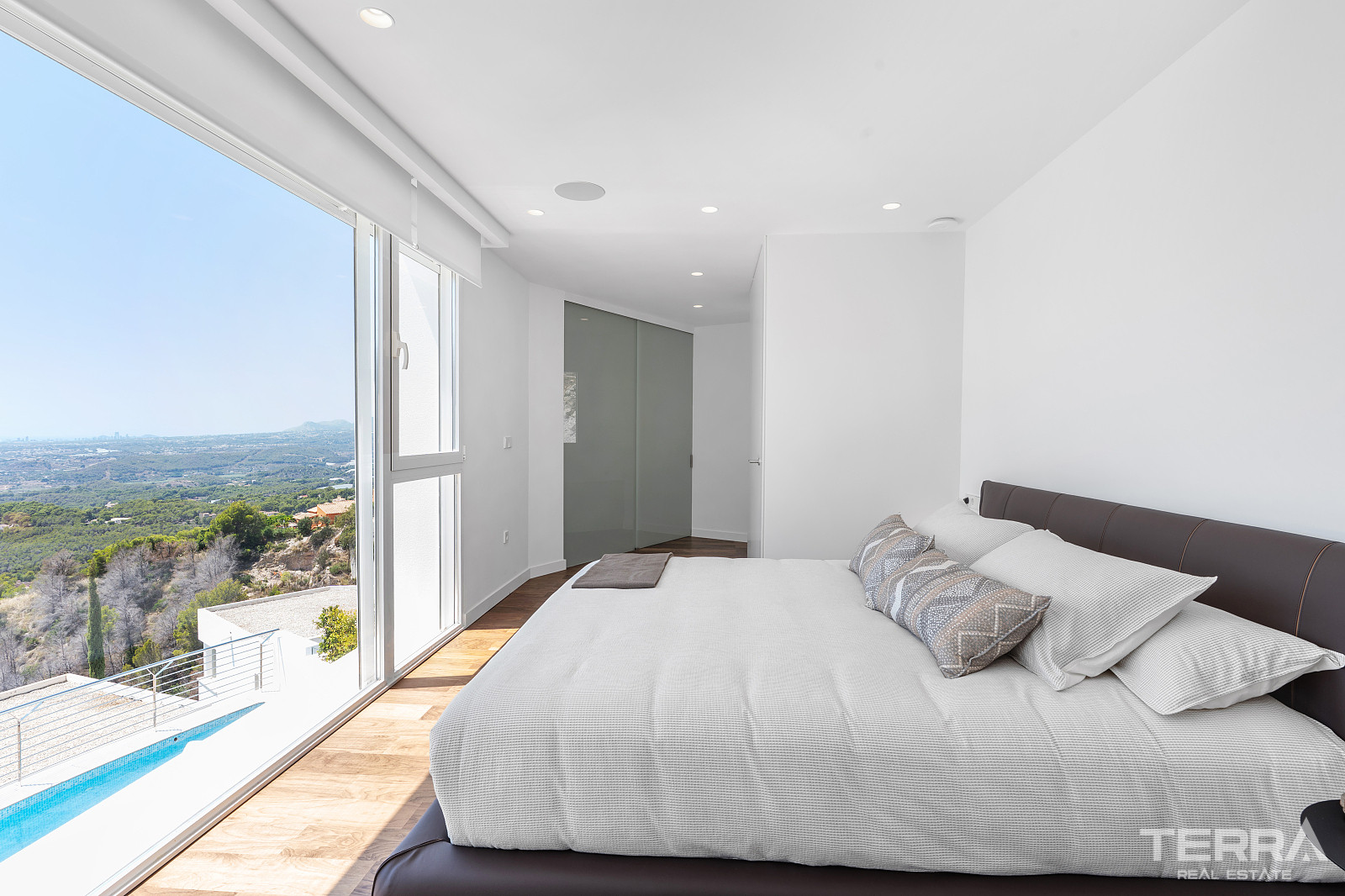 Sea View Villa for Sale in Altea, Costa Blanca, Spain - 122288
