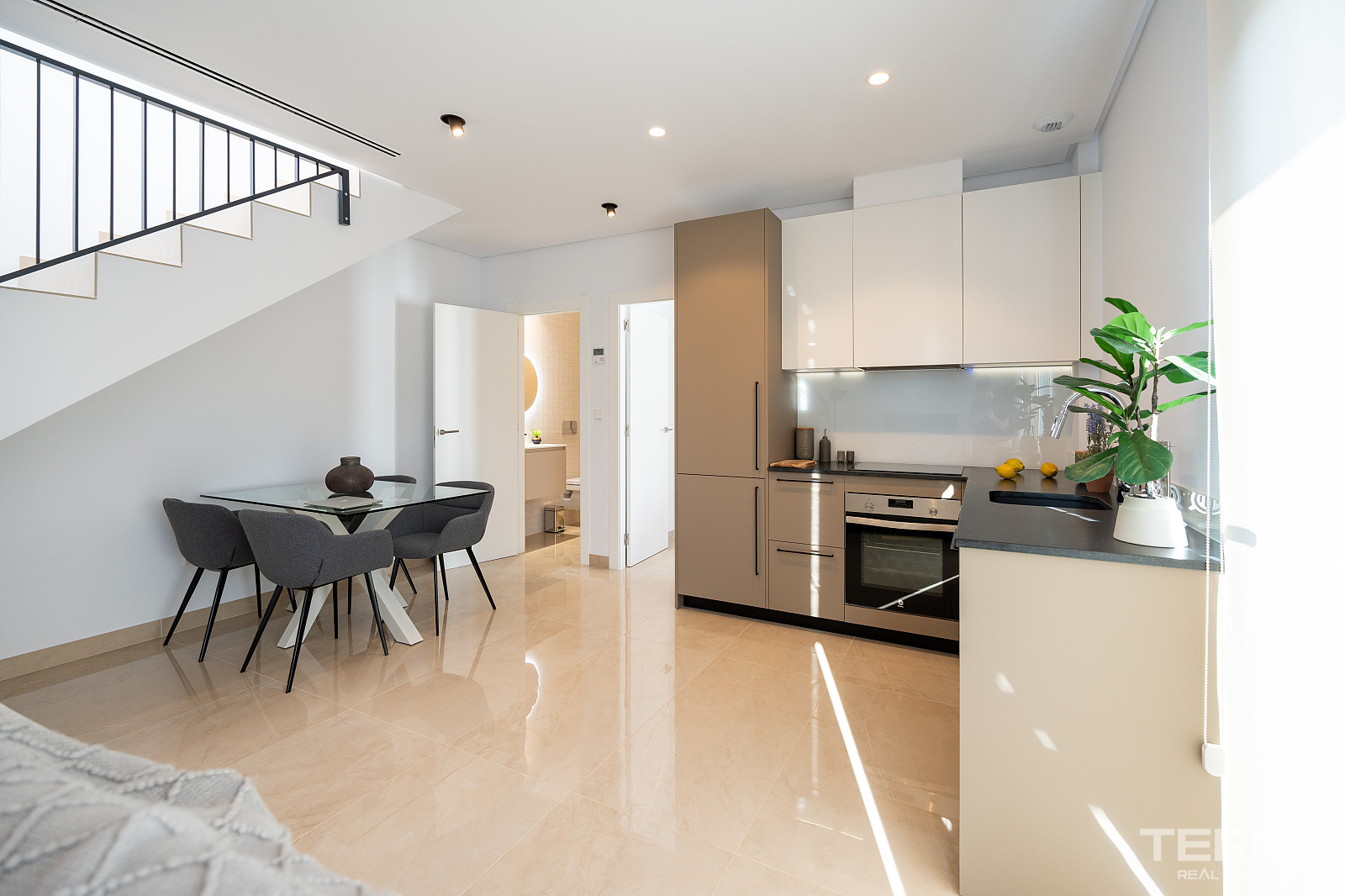 Villas for Sale in Santa Pola, Costa Blanca, Spain - 122549
