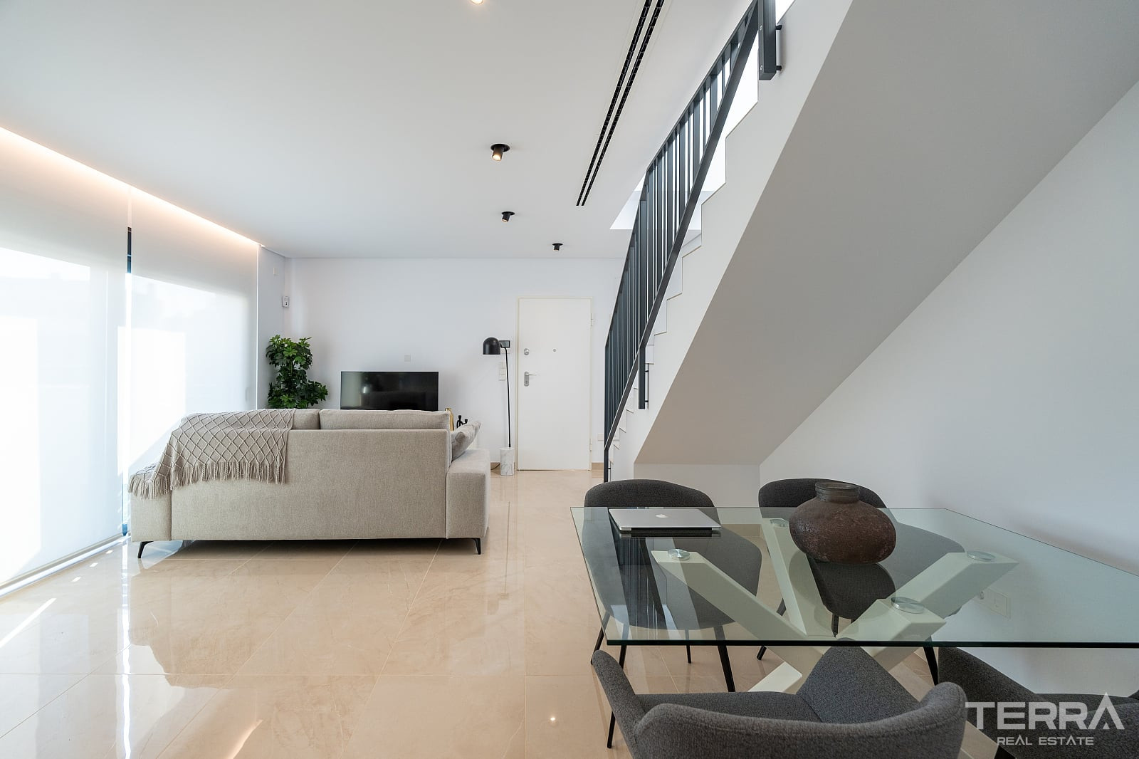 Villas for Sale in Santa Pola, Costa Blanca, Spain - 122550