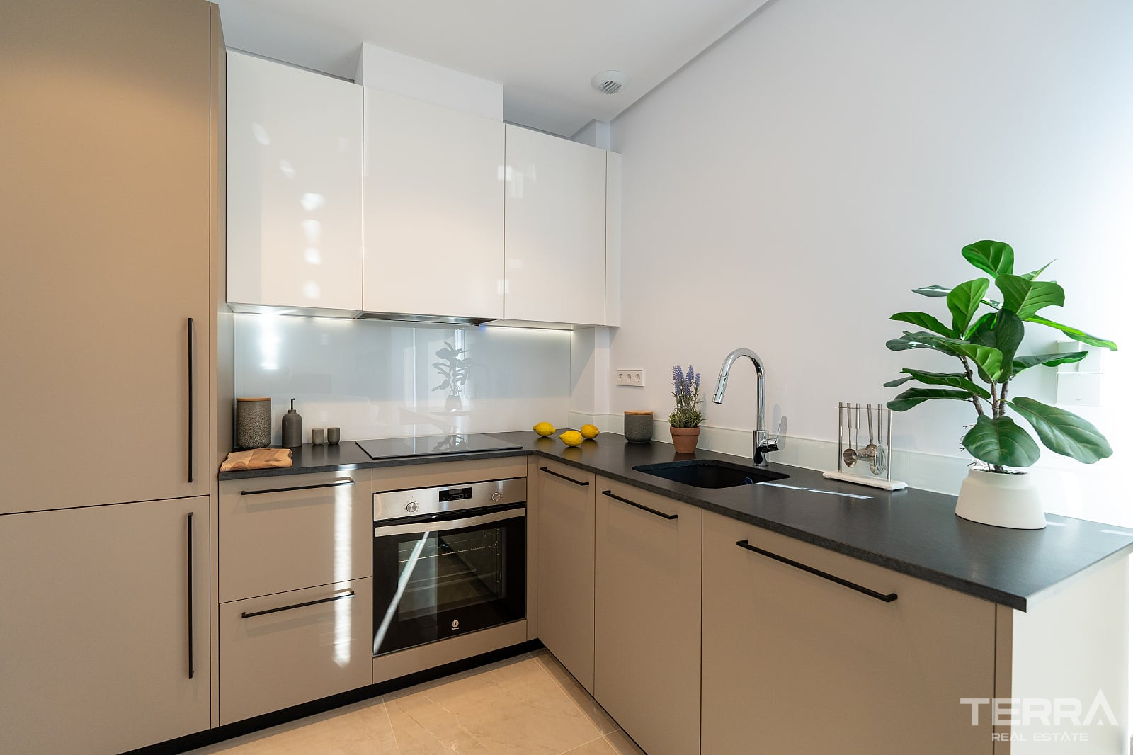 Villas for Sale in Santa Pola, Costa Blanca, Spain - 122554