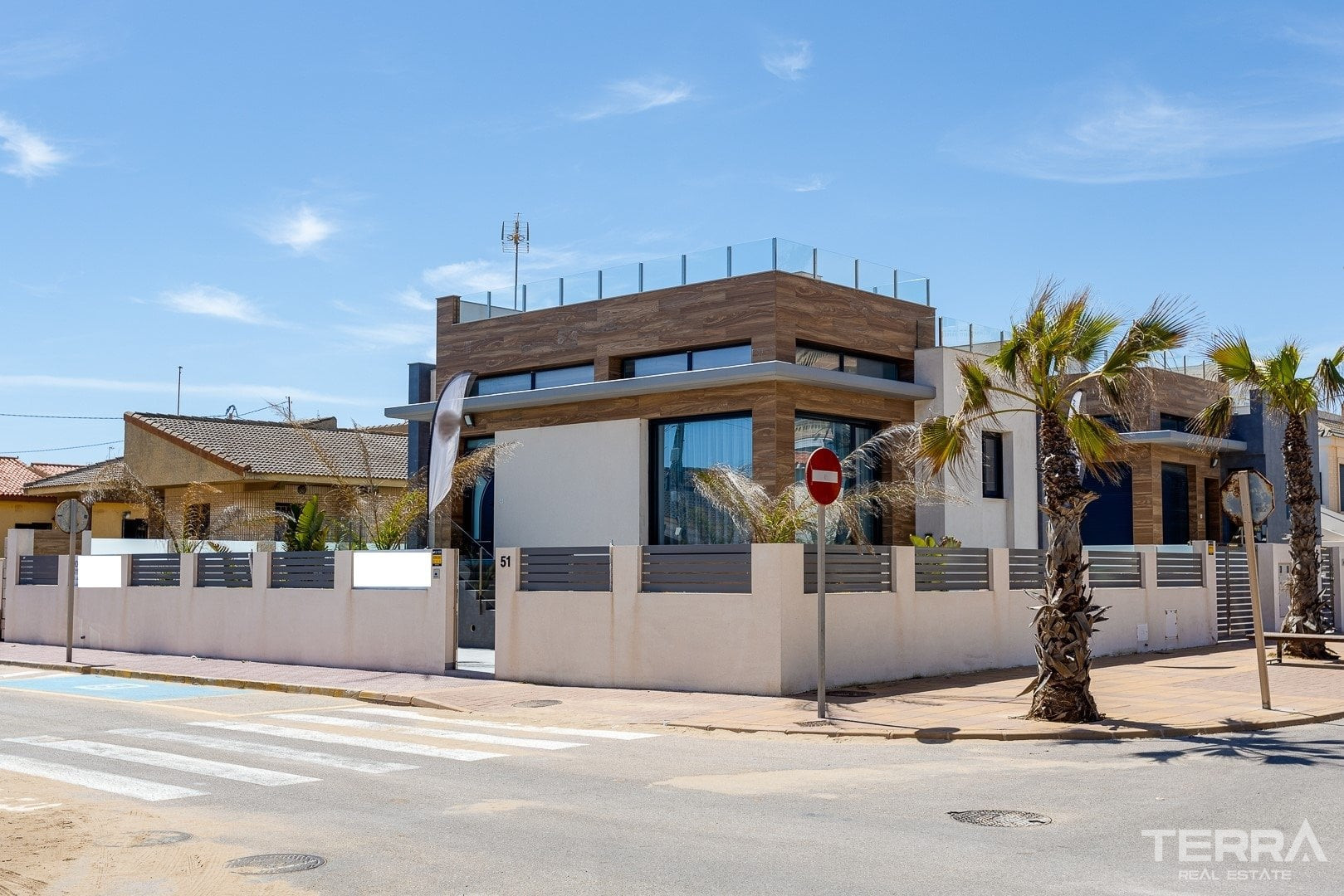 Detached Villa for Sale in Torrevieja, Cosat Blanca, Spain - 122627