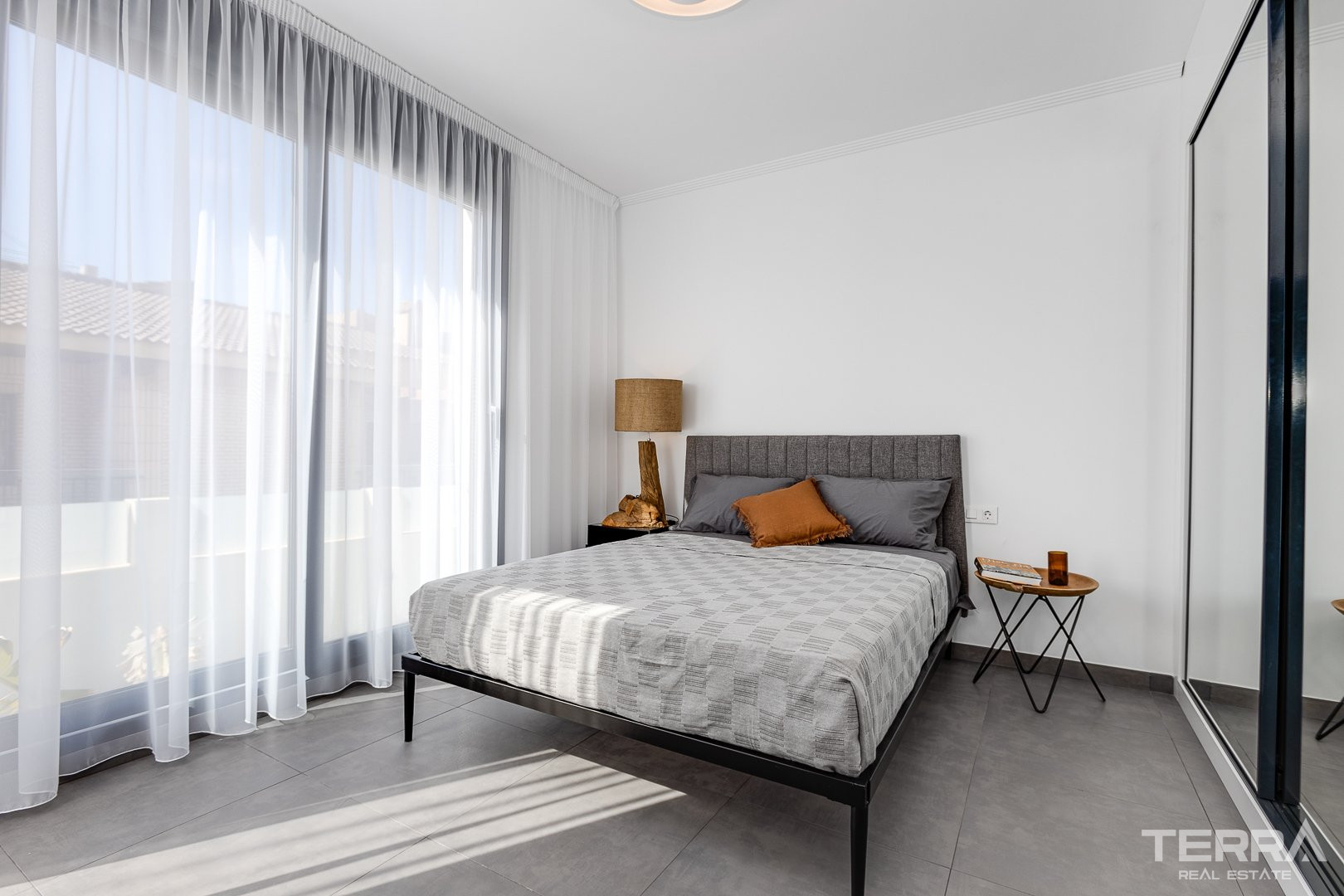 Detached Villa for Sale in Torrevieja, Cosat Blanca, Spain - 122637