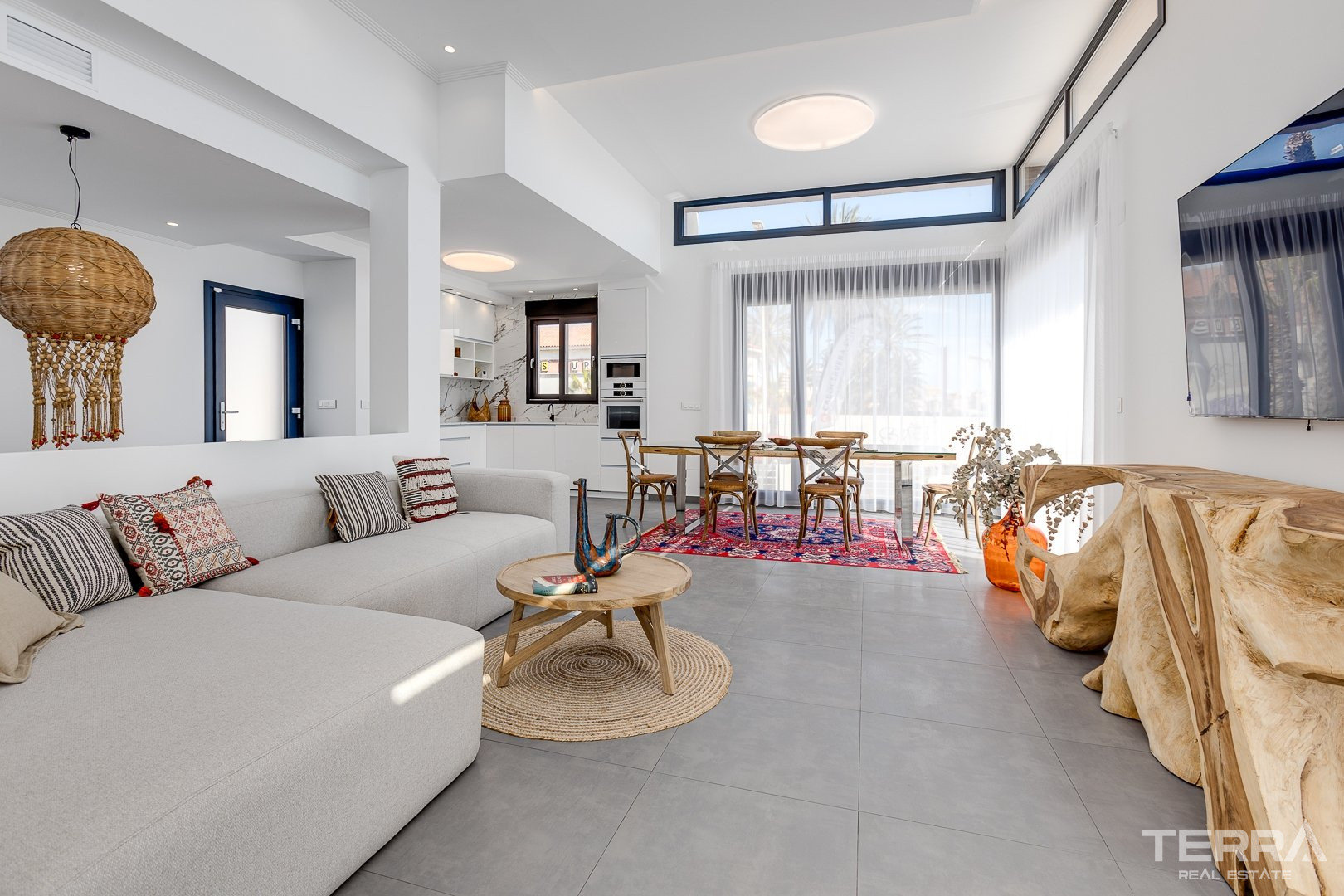 Detached Villa for Sale in Torrevieja, Cosat Blanca, Spain - 122643
