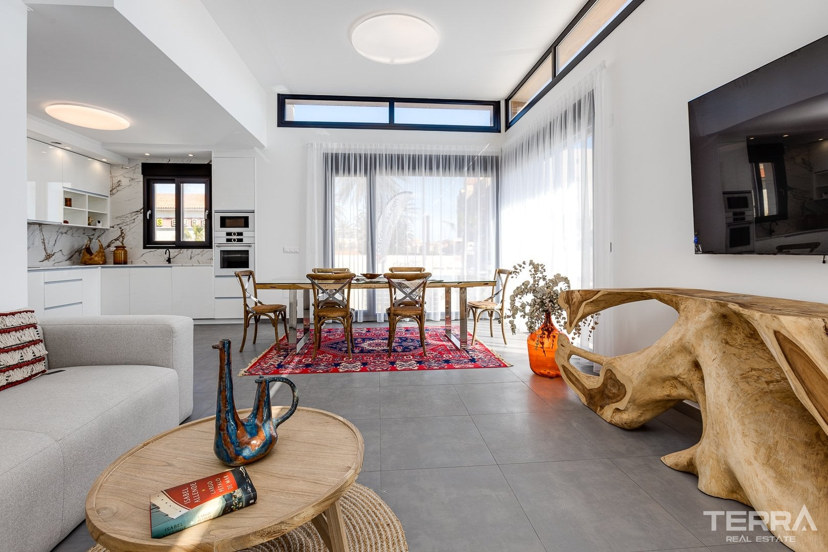 Detached Villa for Sale in Torrevieja, Cosat Blanca, Spain - 122644