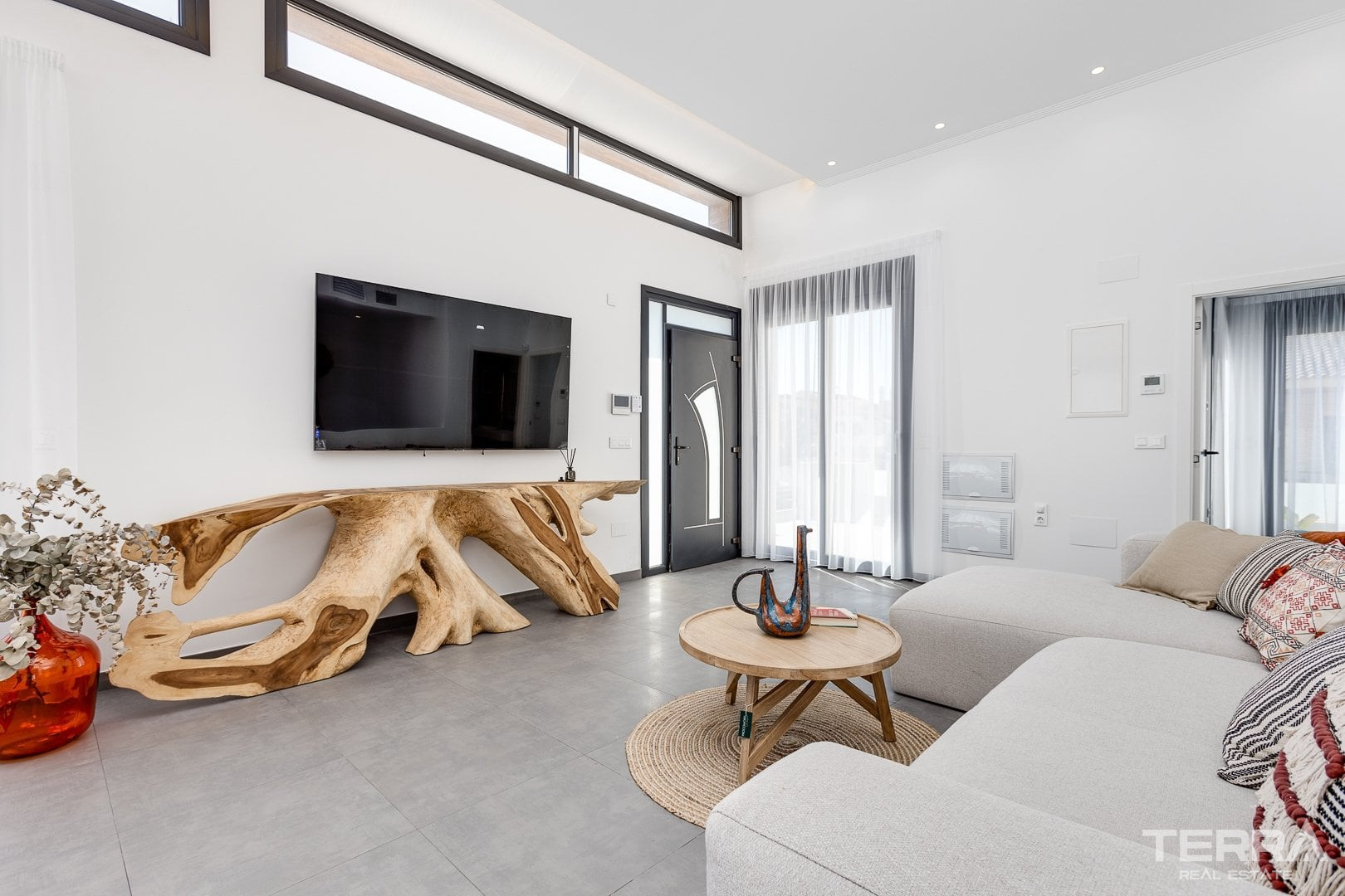 Detached Villa for Sale in Torrevieja, Cosat Blanca, Spain - 122652
