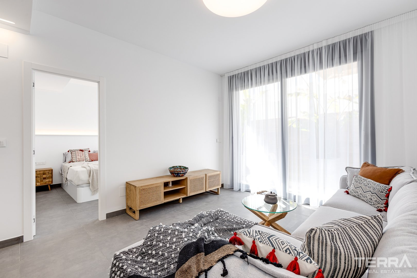 Detached Villa for Sale in Torrevieja, Cosat Blanca, Spain - 122679