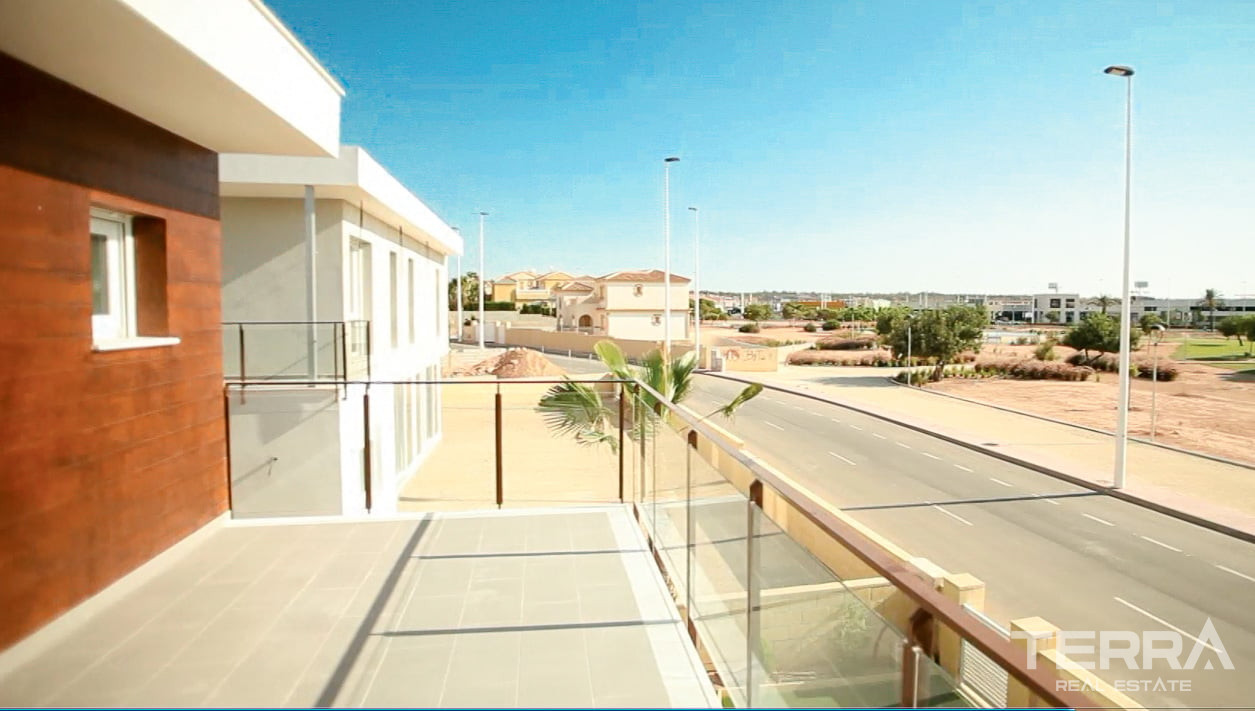 İspanya, Costa Blanca, Santa Pola’da Özel Havuzlu Satılık Villa - 120908