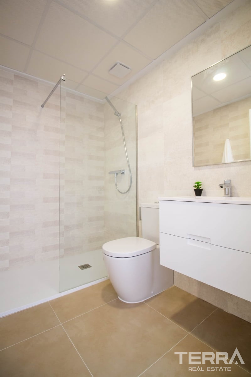 Golf Apartments for Sale in Orihuela, Costa Blanca, Spain - 121021