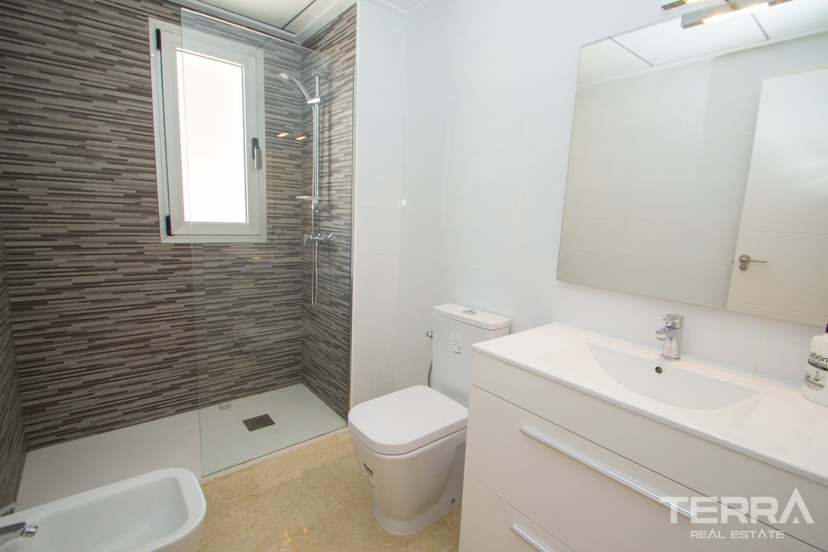 Golf Apartments for Sale in Orihuela, Costa Blanca, Spain - 121094