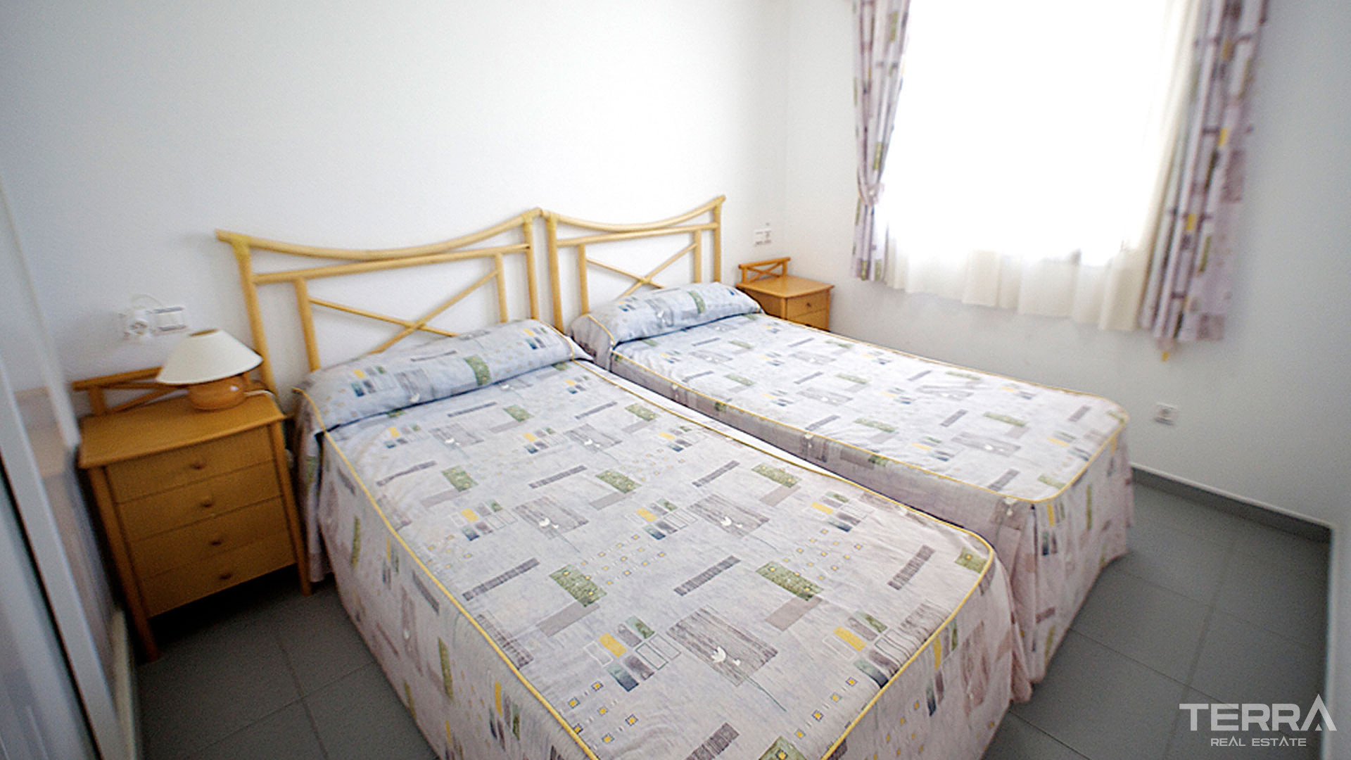 Beachfront Apartments for Sale in Calpe, Costa Blanca, Spain - 121171