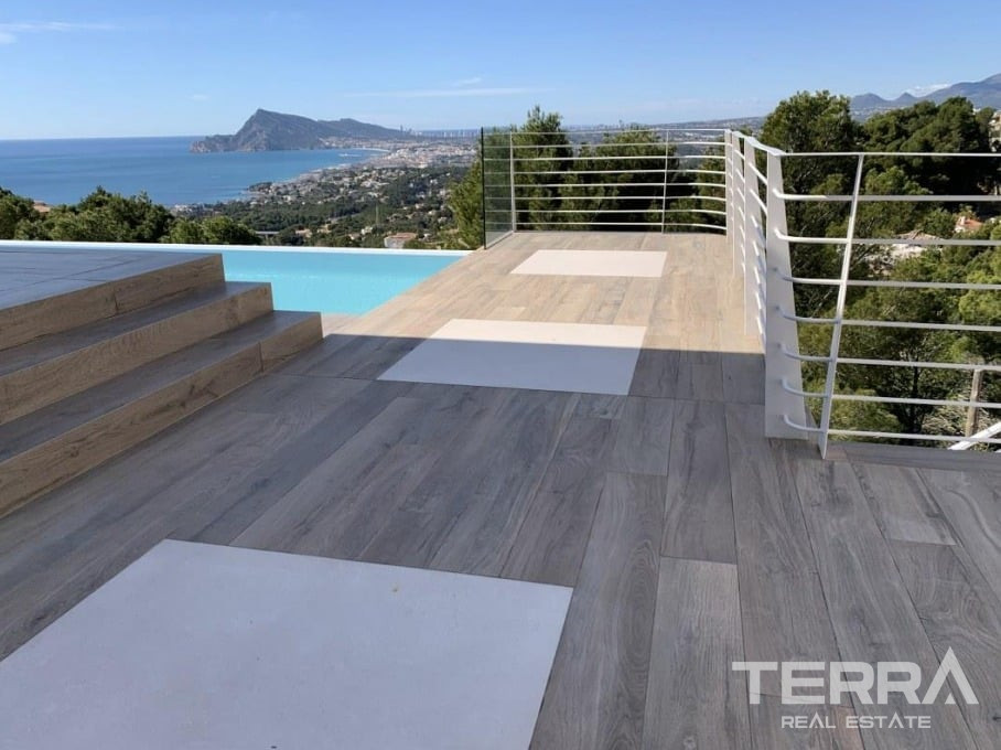 Sea View Villa for Sale in Altea, Costa Blanca, Spain - 121193