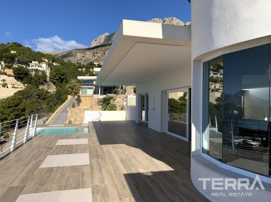 Sea View Villa for Sale in Altea, Costa Blanca, Spain - 121194
