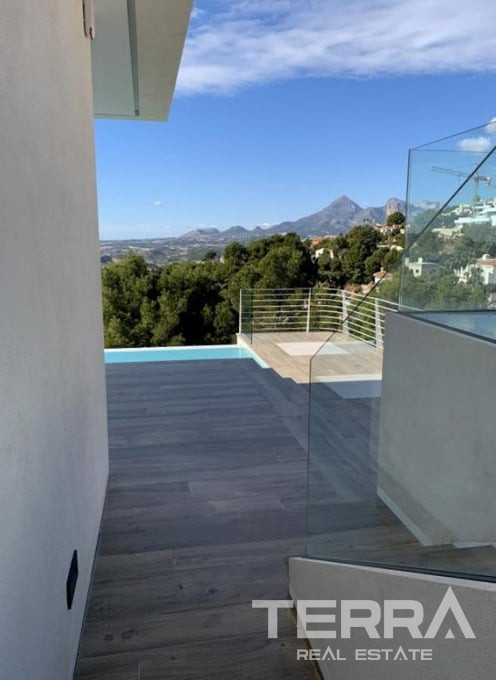 Sea View Villa for Sale in Altea, Costa Blanca, Spain - 121195