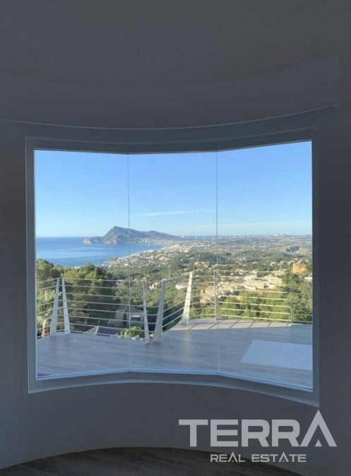 Sea View Villa for Sale in Altea, Costa Blanca, Spain - 121200