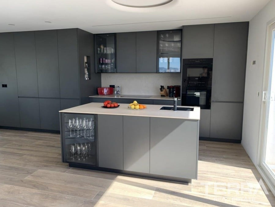 Sea View Villa for Sale in Altea, Costa Blanca, Spain - 121204