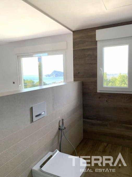 Sea View Villa for Sale in Altea, Costa Blanca, Spain - 121213