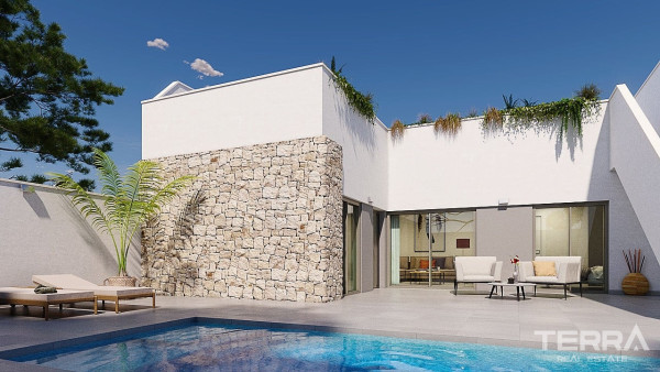 Villas for Sale in Pilar de la Horadada, Costa Blanca, Spain