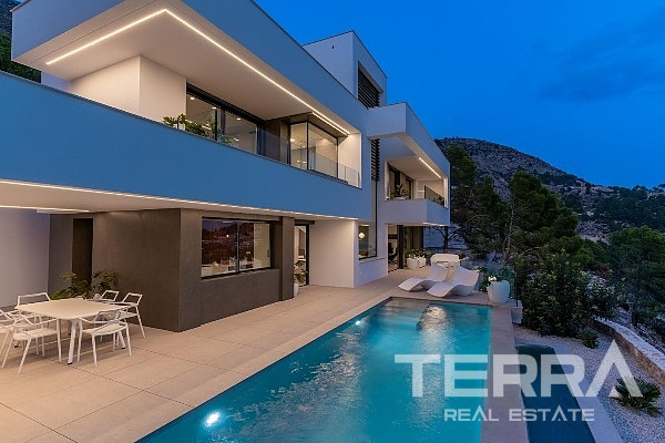 Sea View Villas for Sale in Altea, Costa Blanca, Spain - 121707