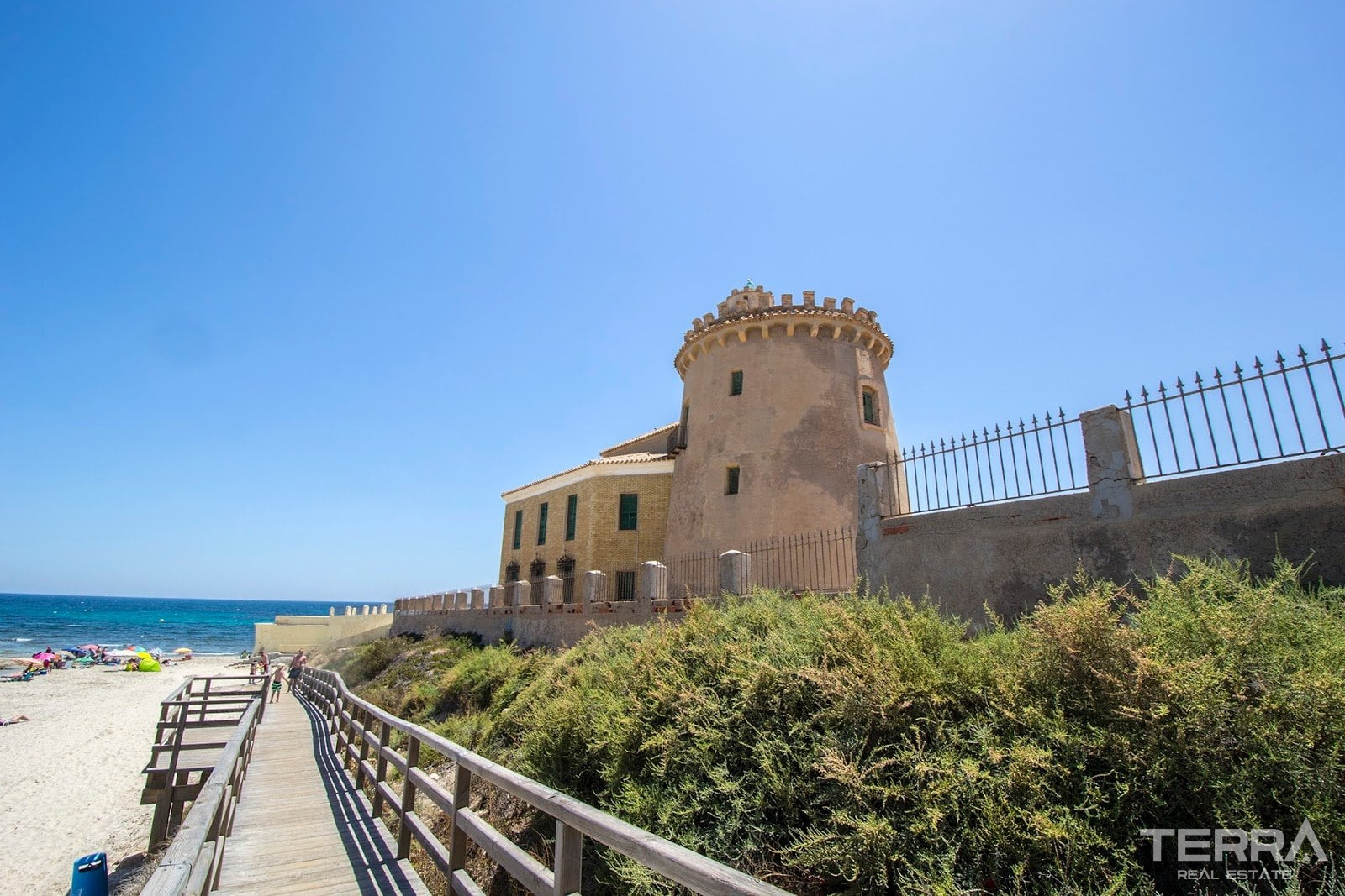 İspanya, Costa Blanca, Torre de la Horadada'da Satılık Villalar - 121730