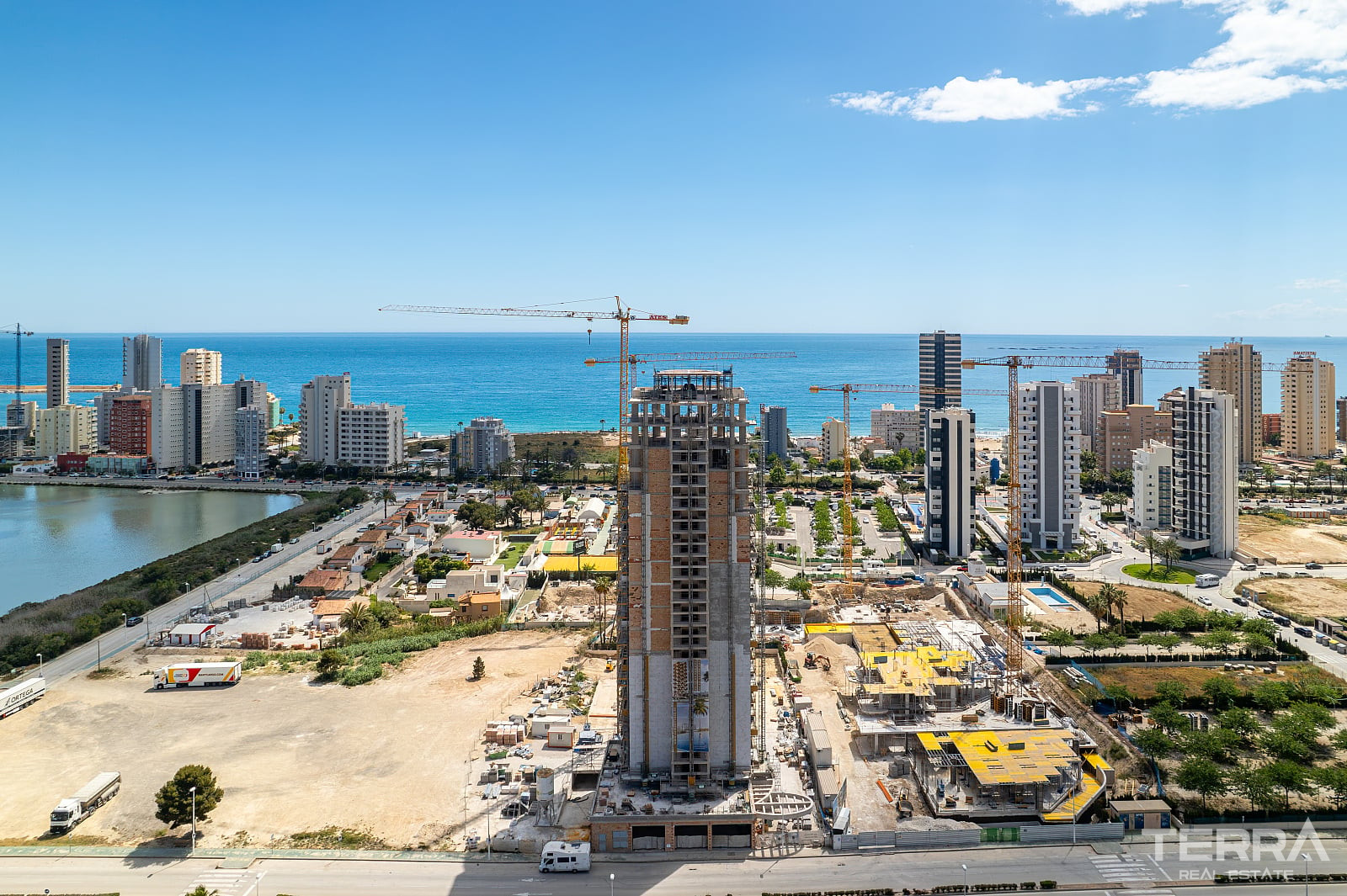 Sea View Apartments for Sale in Calpe, Costa Blanca, Spain - 121774