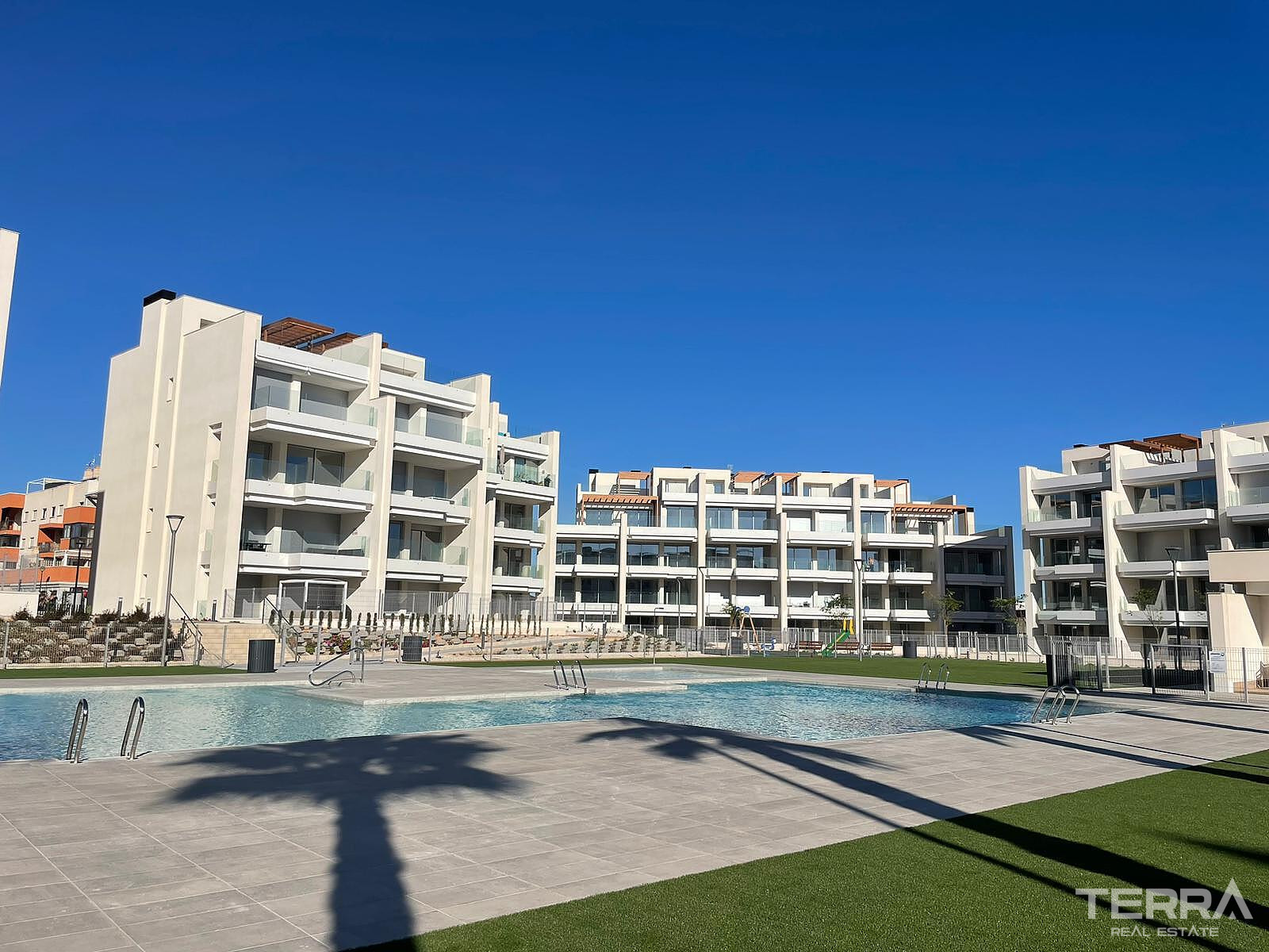Modern Apartments for Sale in Orihuela, Costa Blanca, Spain - 122035