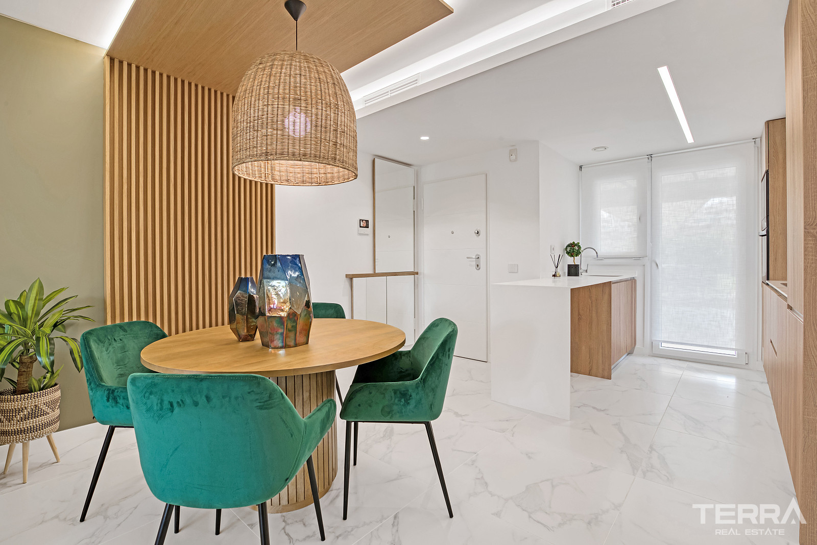 Modern Apartments for Sale in Punta Prima, Costa Blanca, Spain - 122107