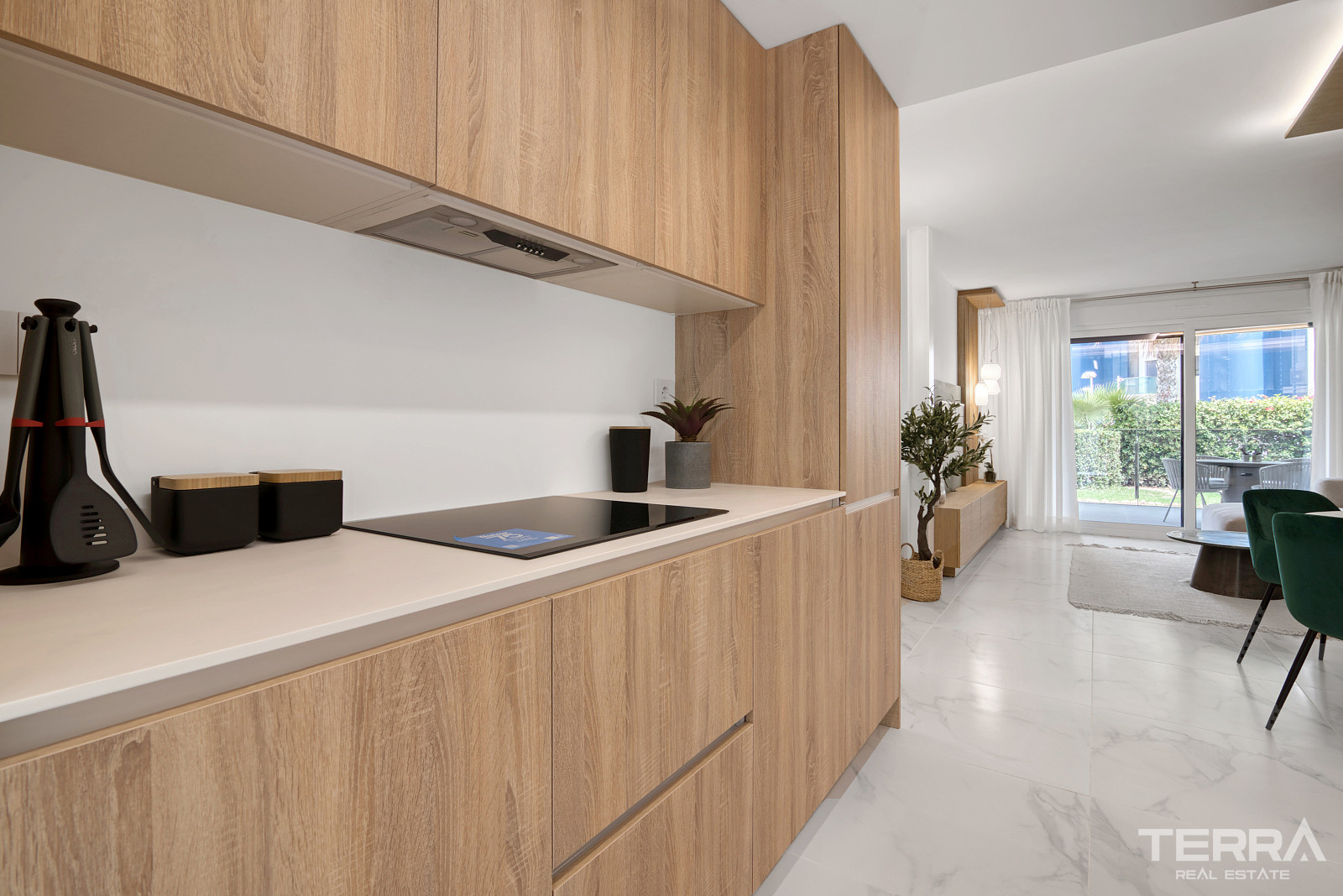Modern Apartments for Sale in Punta Prima, Costa Blanca, Spain - 122111
