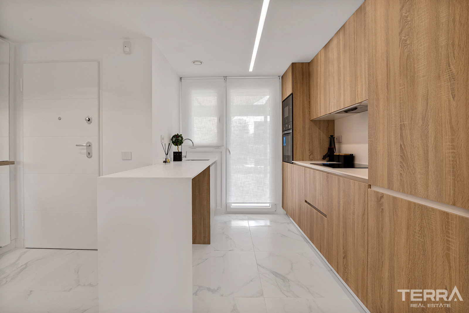 Modern Apartments for Sale in Punta Prima, Costa Blanca, Spain - 122113