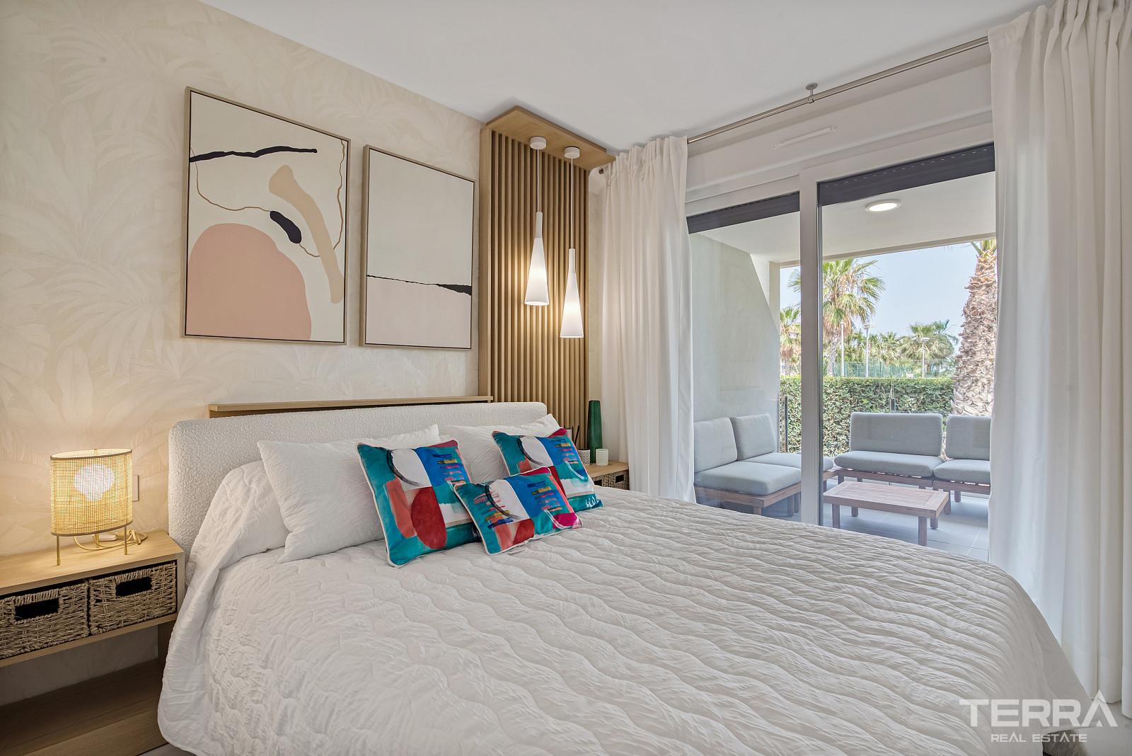 Modern Apartments for Sale in Punta Prima, Costa Blanca, Spain - 122115