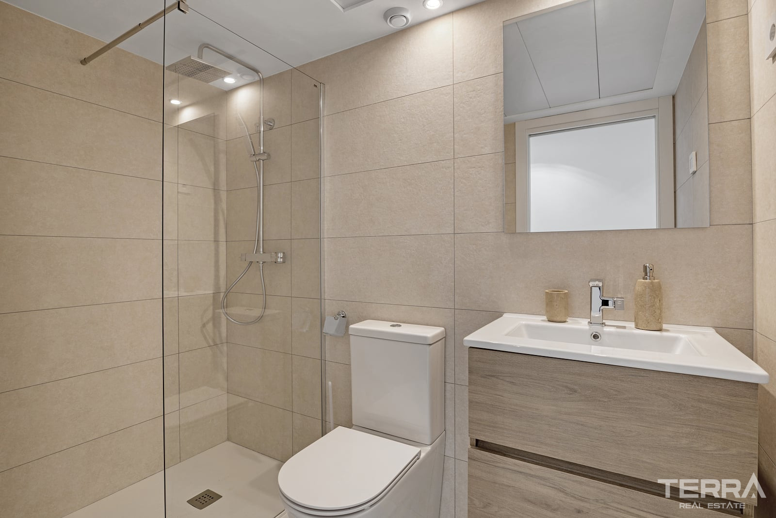 Modern Apartments for Sale in Punta Prima, Costa Blanca, Spain - 122117