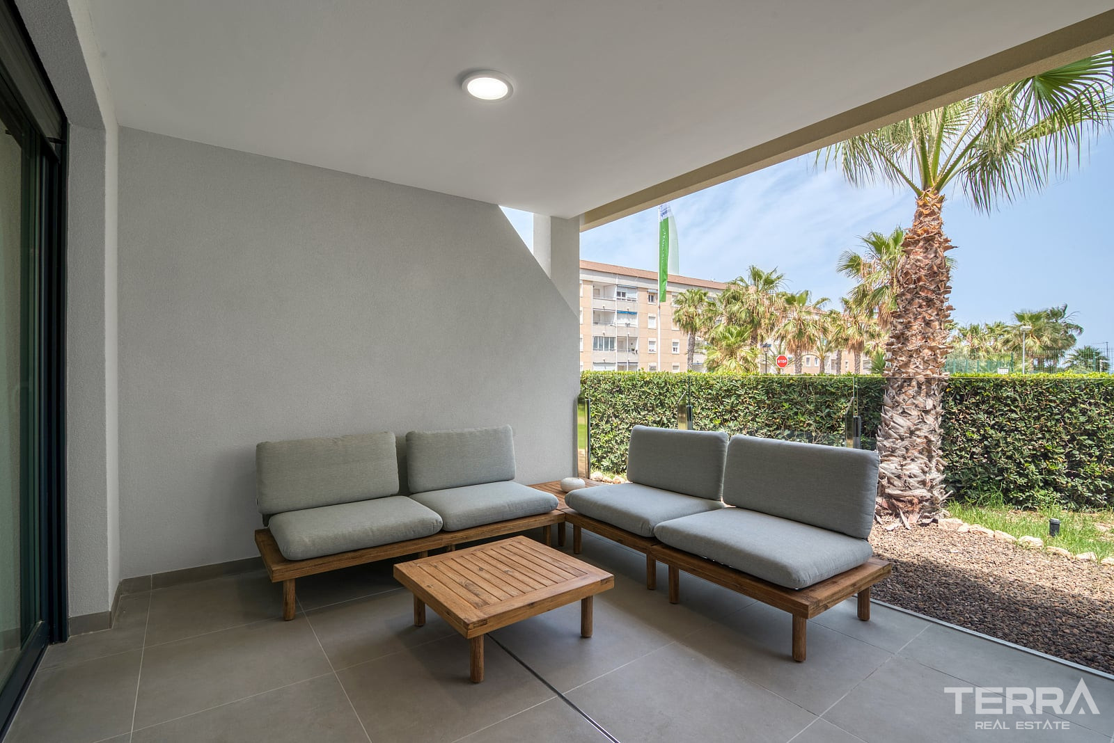 Modern Apartments for Sale in Punta Prima, Costa Blanca, Spain - 122123