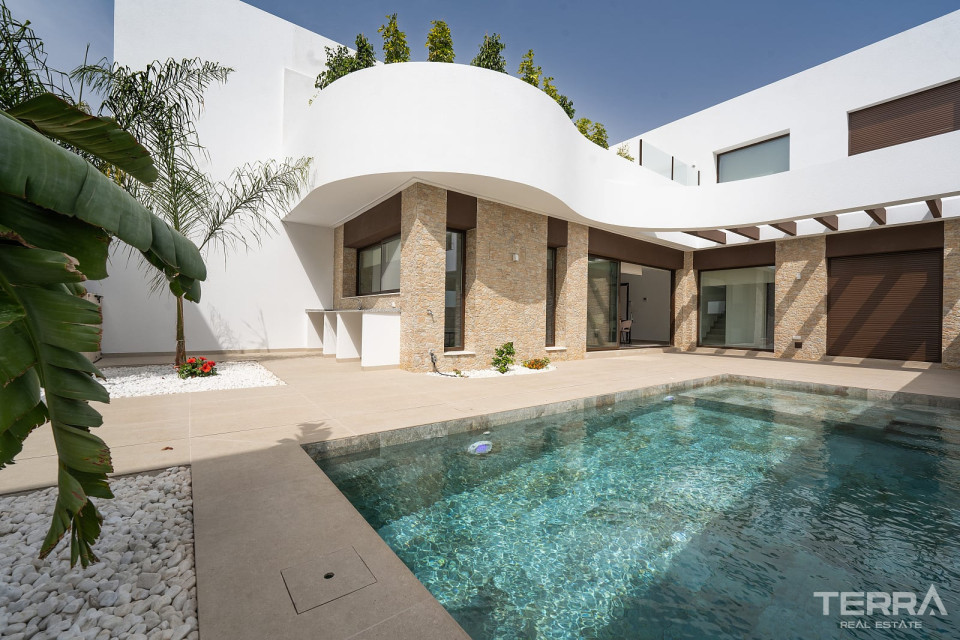 Villas for Sale in Los Montesinos, Costa Blanca, Spain