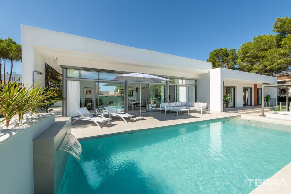 Luxury Villas for Sale in Pinar de Campoverde, Costa Blanca, Spain