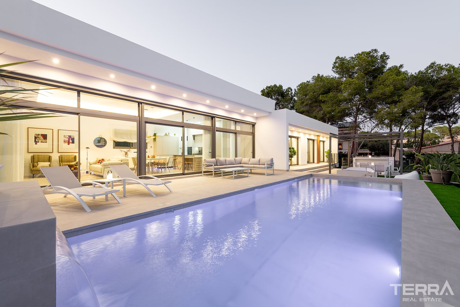 Luxury Villas for Sale in Pinar de Campoverde, Costa Blanca, Spain - 123174