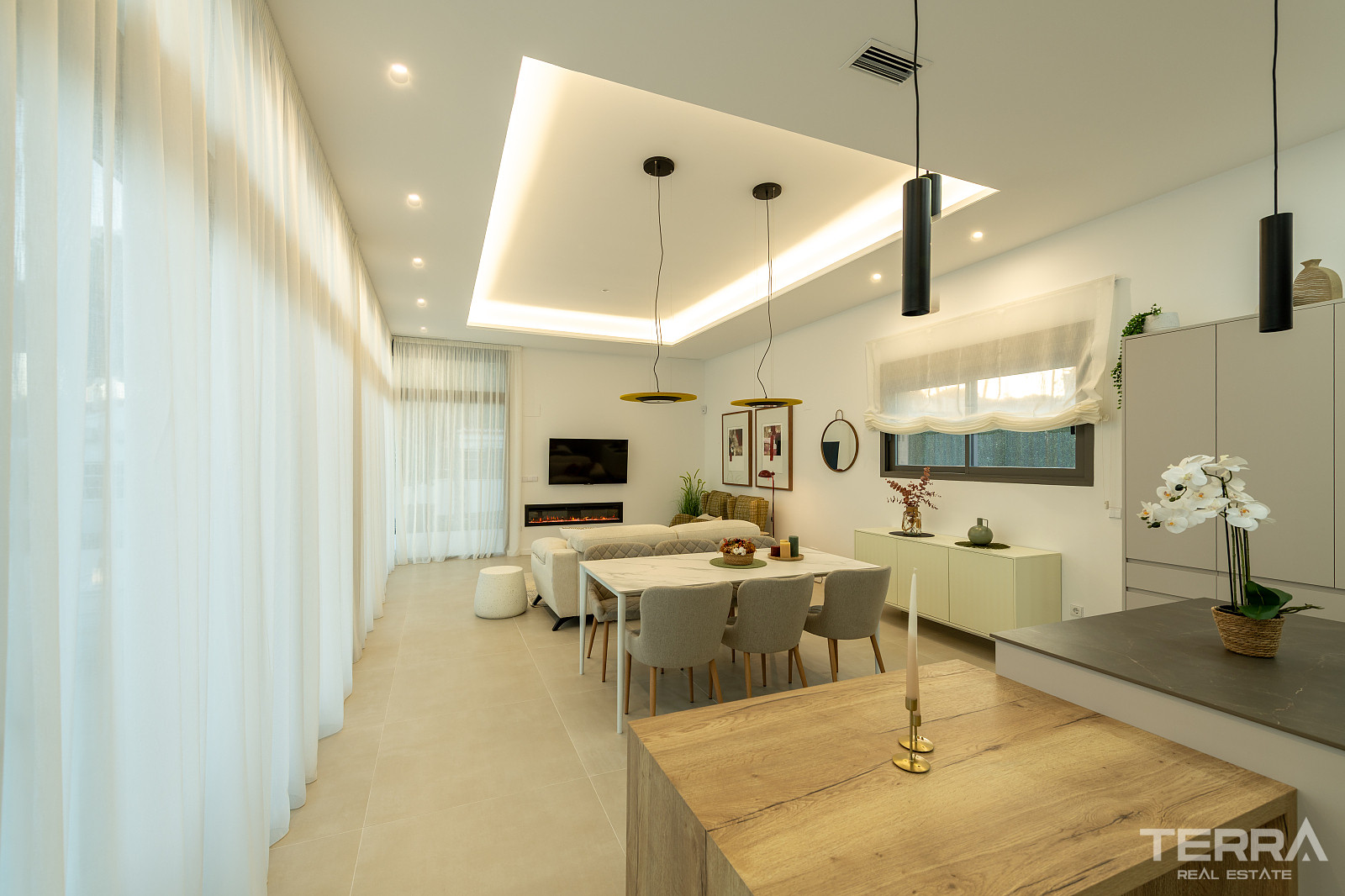Luxury Villas for Sale in Pinar de Campoverde, Costa Blanca, Spain - 123186