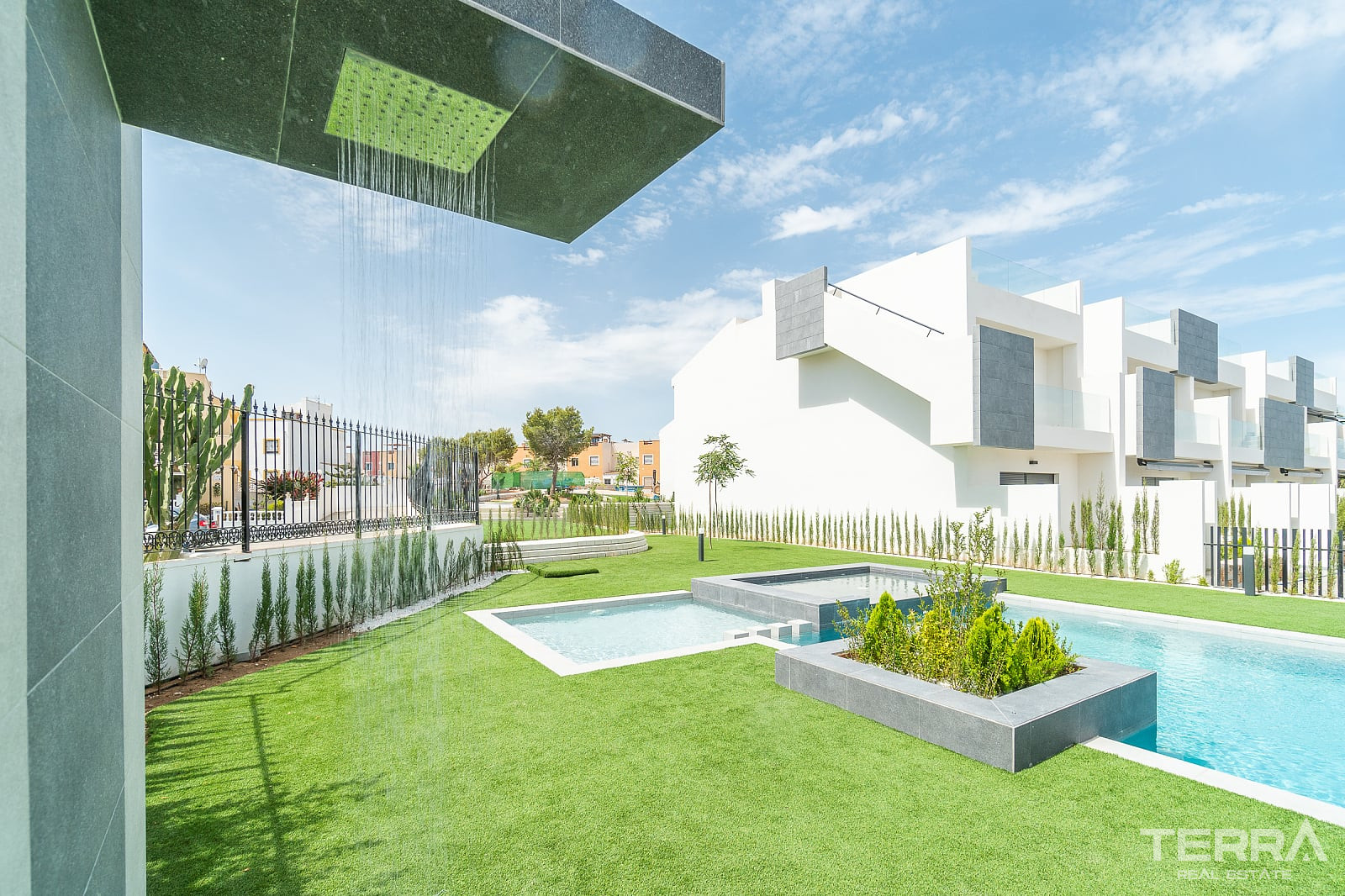 İspanya, Costa Blanca, Torrevieja'da Anahtar Teslim Sıfır Daireler - 123243
