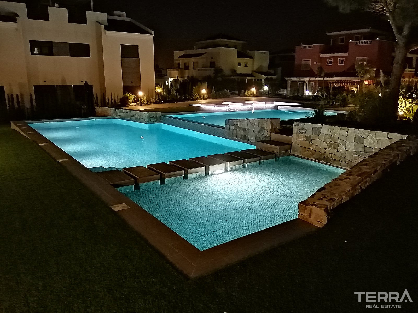 İspanya, Costa Blanca, Torrevieja'da Anahtar Teslim Sıfır Daireler - 123252